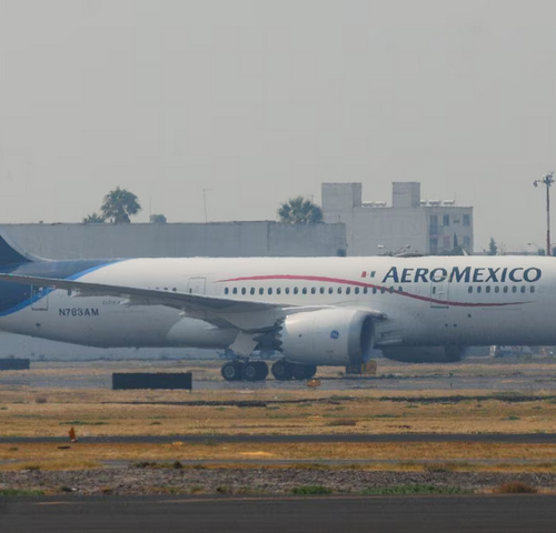Retrasos y cancelaciones afectan operaciones en el Aeropuerto de la Ciudad de México