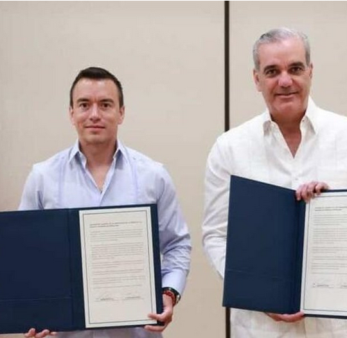 Ecuador y República Dominicana inician negociaciones para pacto comercial durante encuentro presidencial