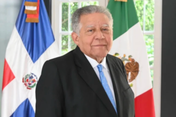Embajador dominicano aboga por una diplomacia inclusiva y crítica con el periodismo contemporáneo