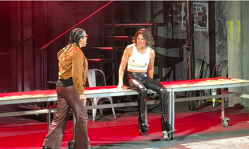 Musical RENT recibe elogios por su interpretación y mensaje en Santo Domingo